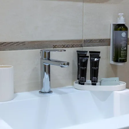 Le Delu 3* Полиньяно-а-Маре